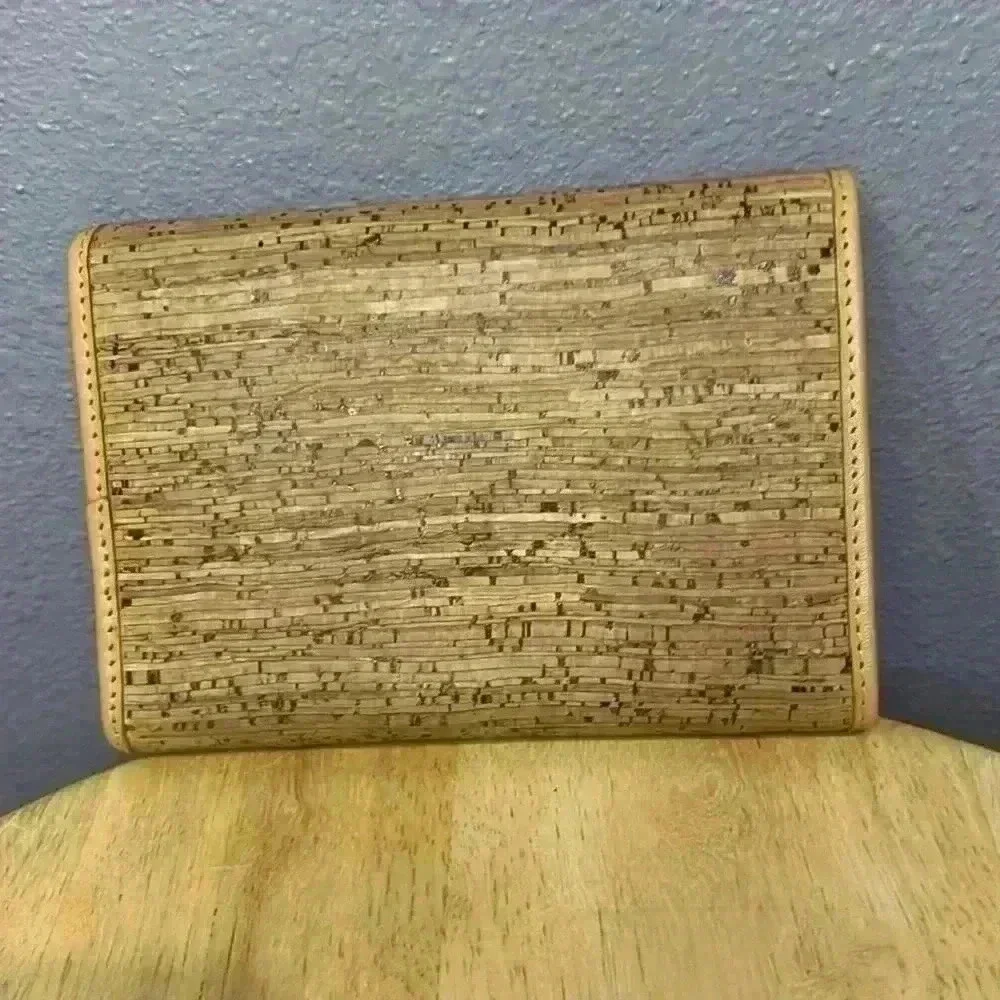 Rioni nwot cork